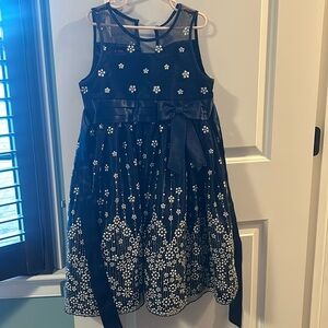 Formal navy dress with glitter for little girls size 8.